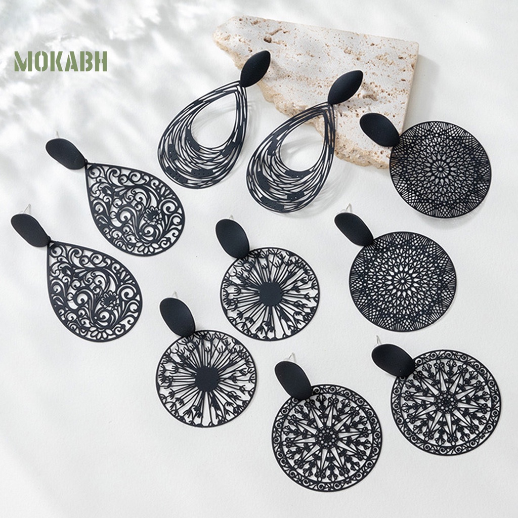 1 Đôi Bông Tai Rỗng Màu Đen Nhám Phong Cách Retro