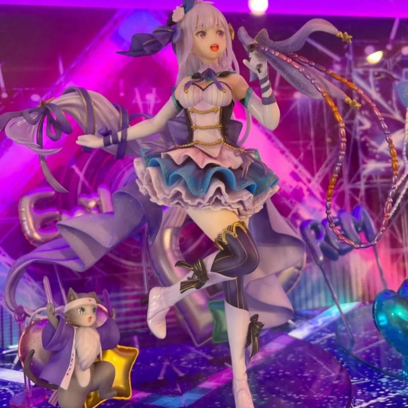 Mô Hình Nhân Vật Emilia Emilia Mặc Đầm Thần Bí Hai Chiều Trong Anime