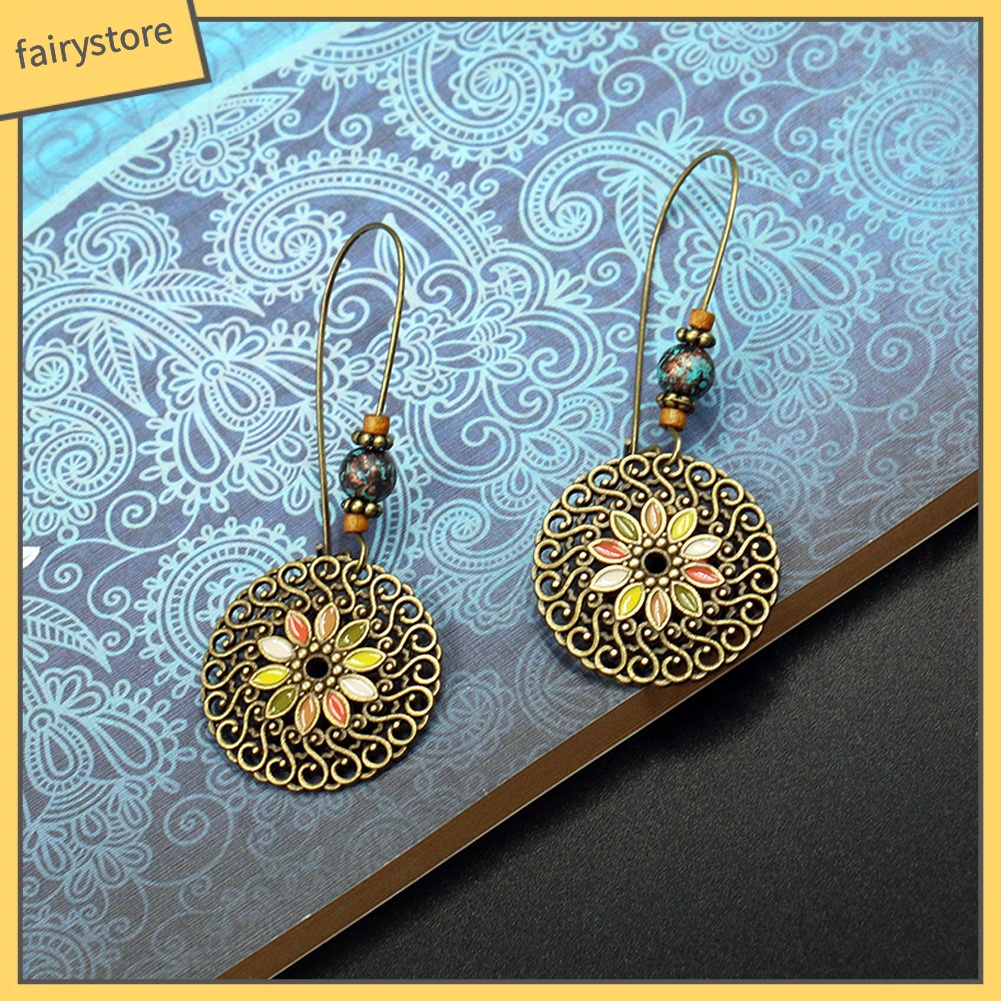 Bông Tai Dáng Dài Mặt Tròn Khắc Họa Tiết Hoa Phong Cách Cổ Điển Thời Trang