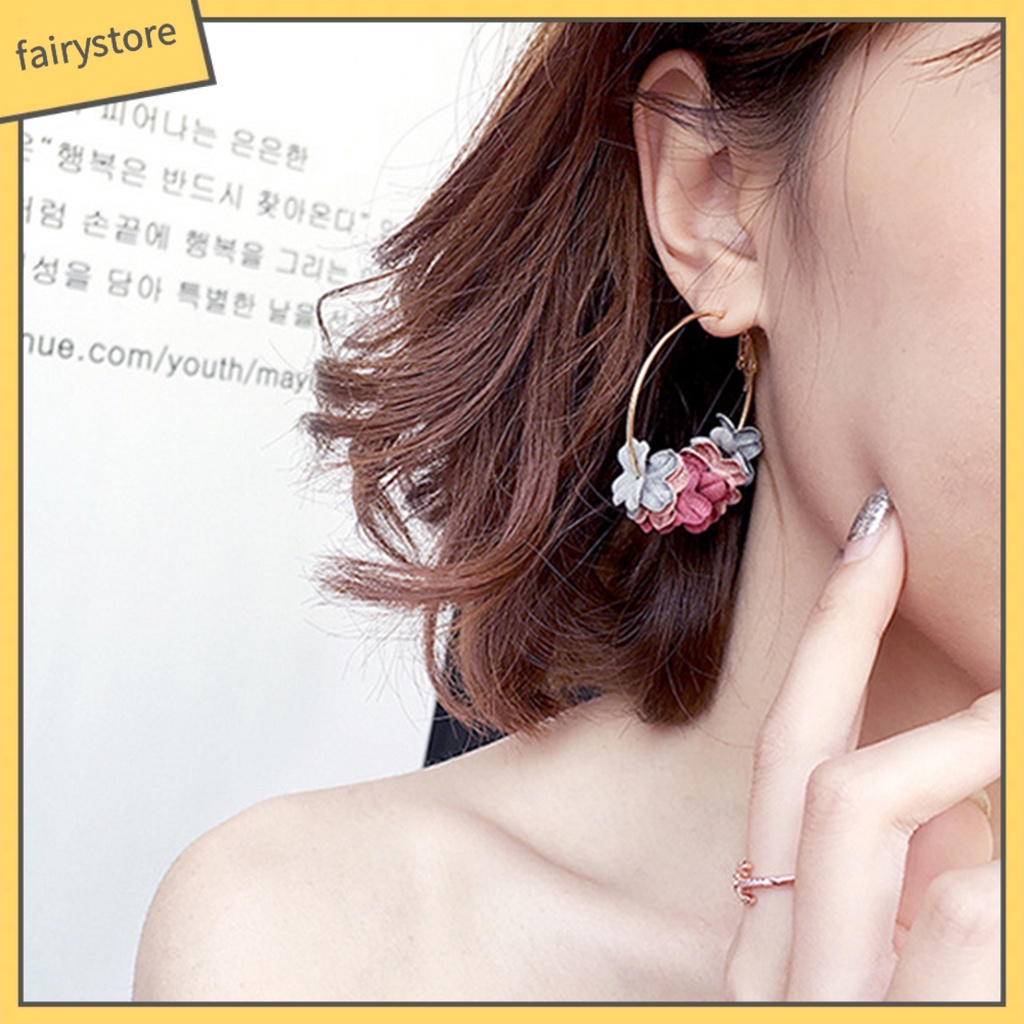 Bông Tai Kim Loại Hình Tròn Lớn Thanh Lịch Dành Cho Đám Cưới