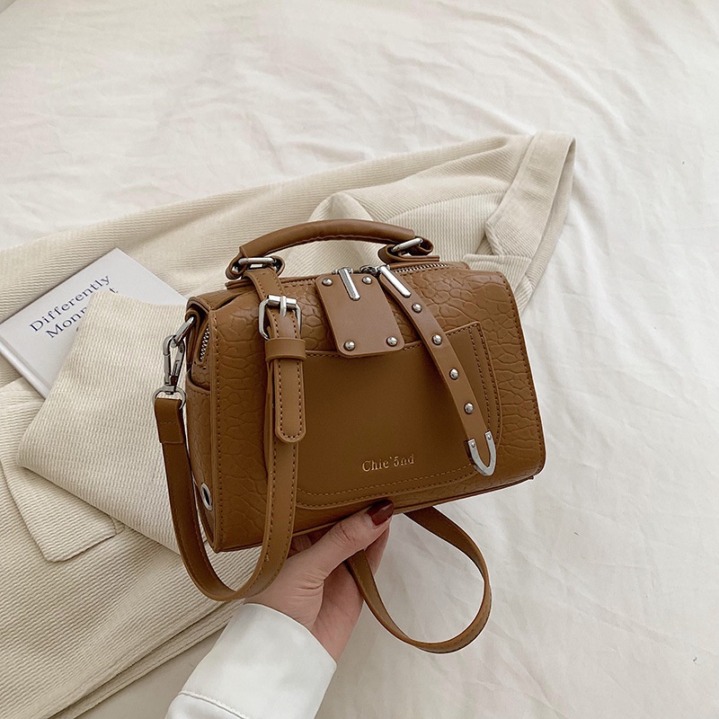 Túi Đeo Chéo Vuông Nhỏ Họa Tiết Vỏ Quả Vải Cao Cấp Thời Trang Mùa Hè Phong Cách Mới Phổ Biến Cho Nữ