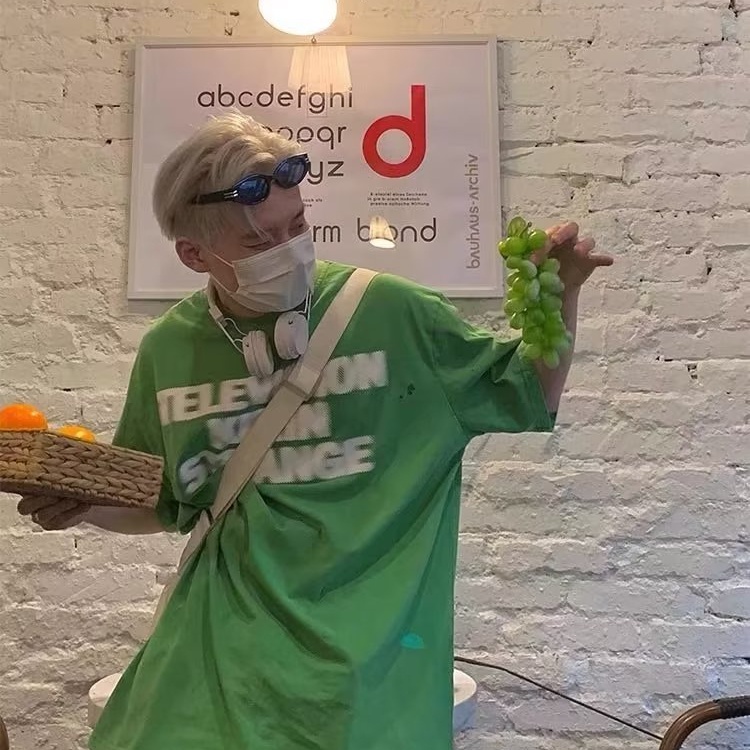 Áo Thun Tay Ngắn Cổ Tròn In Chữ Phong Cách Đường Phố Thời Trang Mùa Hè Cho Nam Và Nữ