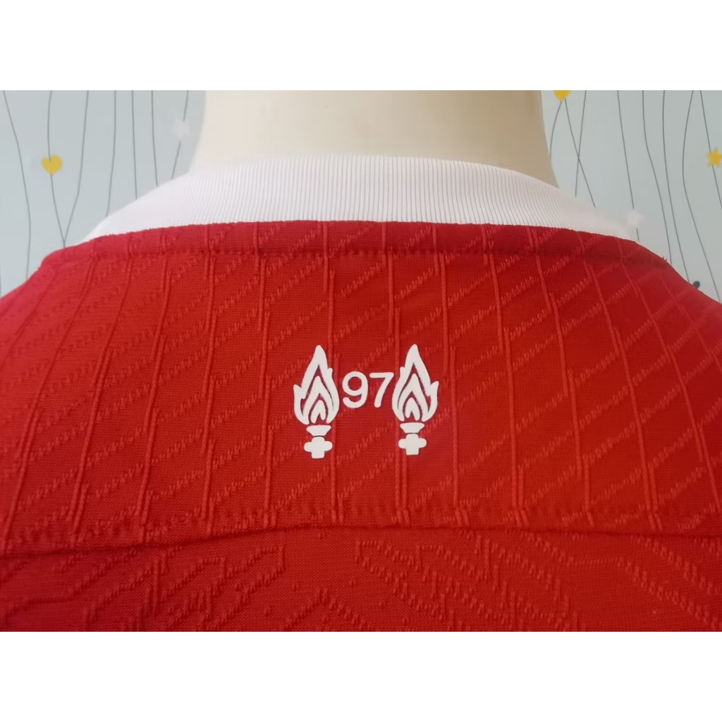 Áo Thun Bóng Đá Dài Tay Đội Tuyển Liverpool 2324