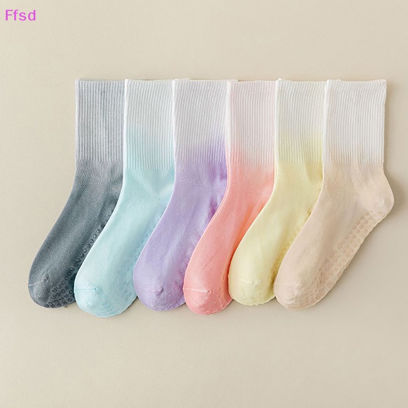 {Ffsd} Vớ Tập Yoga / Pilates / Thể Thao Chuyên Nghiệp Bằng Silicon Màu Gradient Chống Trượt Cho Nữ