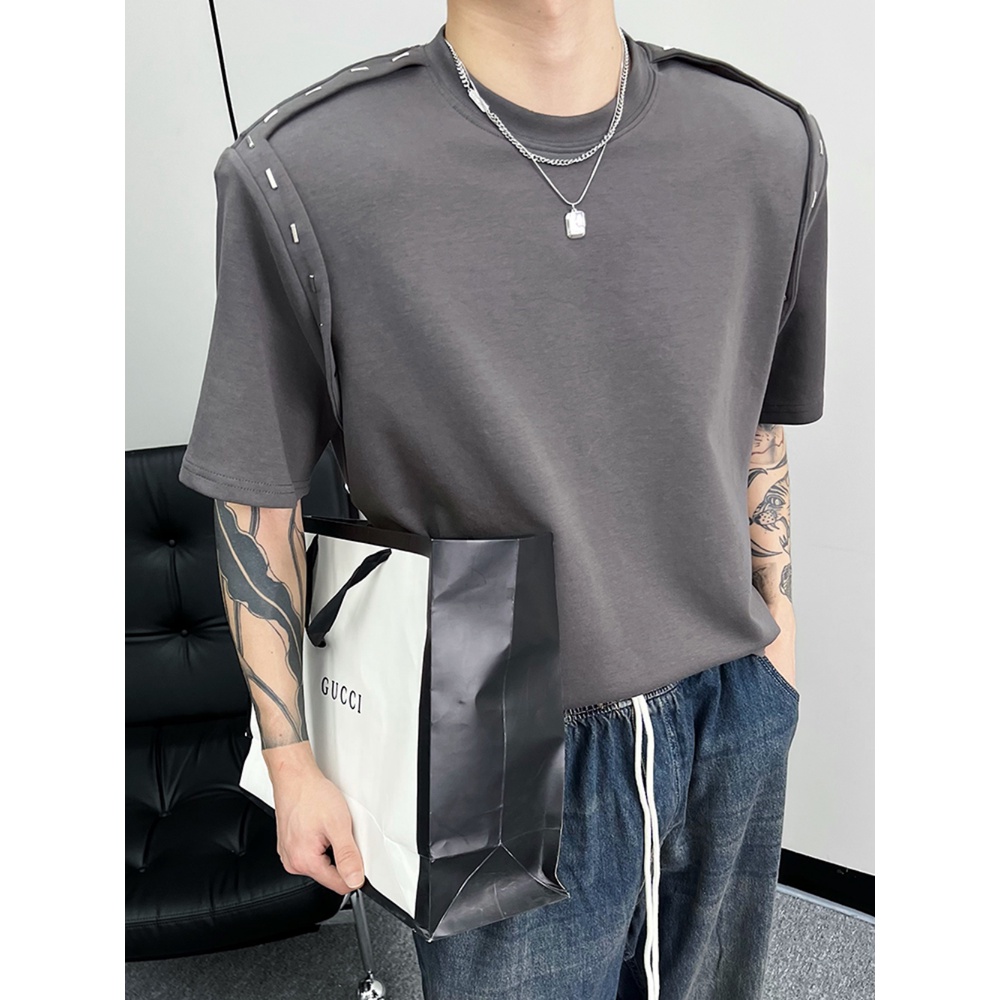 [Love Wearing Help] Áo Thun Tay Ngắn Có Đệm Vai Cảm Giác Kim Loại Trang Trí Phong Cách Hàn Quốc ins Xu Hướng Niche Cho Nam