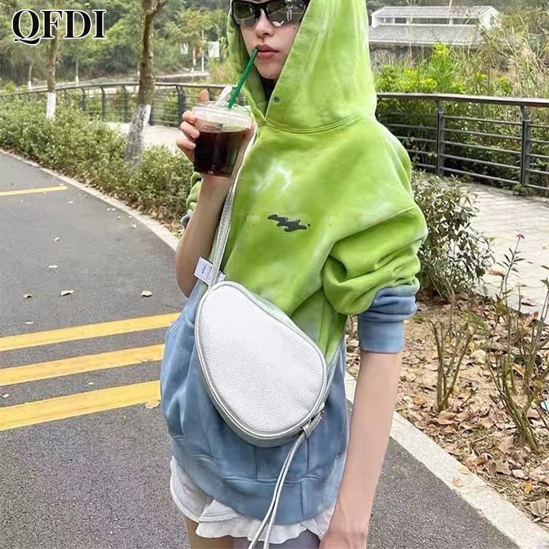 QFDI Túi Xách Đeo Vai Một Nửa Cánh Tay Màu Trắng Phong Cách Jin Zhixiu jisoo Hàn Quốc Cho Nữ