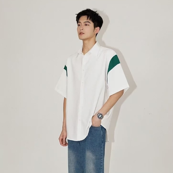 Áo Sơ Mi Nam Kiểu Hàn Quốc Mát Mẻ Với Chất Liệu Vải Lụa Mát Mẻ Kiểu Dáng Rộng Rãi, Tạo Cảm Giác Thoải Mái Và Sang Trọng Áo Phù Hợp Với Phong Cách Thời Trang Cá Tính Và Hiện Đạ
