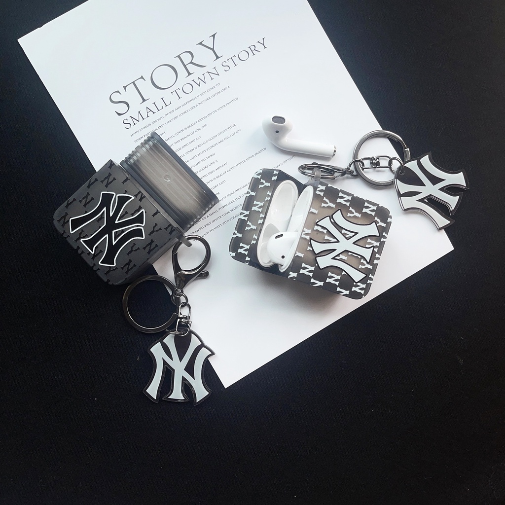 Vỏ Bảo Vệ Hộp Sạc Tai Nghe AirPods1 / 2 AirPods 3  AirPods Pro 2 Hình Vuông Màu Trắng Đen Bằng TPU