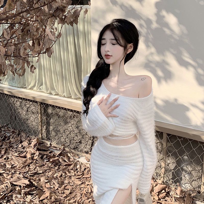 Set Áo sweater Tay Dài Phối Chân Váy Thời Trang Mới 2022 Cho Bé Gái