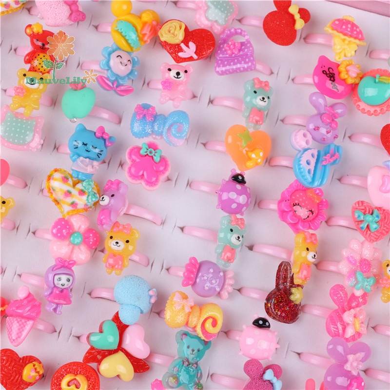 Set 10 Nhẫn Nhựa Hoạt Hình Xinh Xắn Cho Bé
Set 10 Nhẫn Hoạt Hình Dễ Thương Cho Bé
Bộ 10 / 10 Túi Đáng Yêu