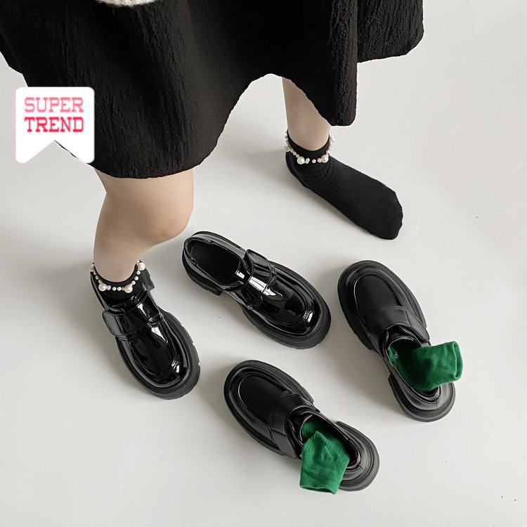 Giày Mũi Tròn Quai Dán Màu Trơn Thoải Mái Dễ Phối Đồ Thời Trang