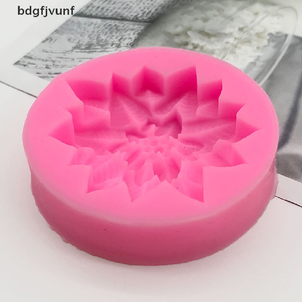 1 Khuôn Silicon Làm Bánh Kẹo Hình Chiếc Lá DIY