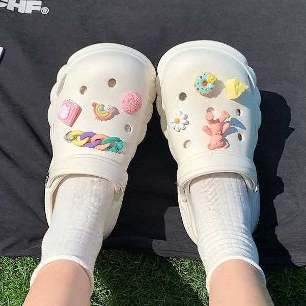 Dép Sandal Đục Lỗ Chống Trượt Hình Gấu Hồng Dễ Thương Thời Trang Đi Biển Mùa Hè 2022 Cho Bạn Gái