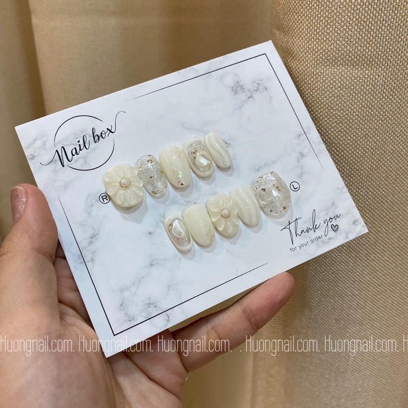 Bìa dán nailbox 2 mặt