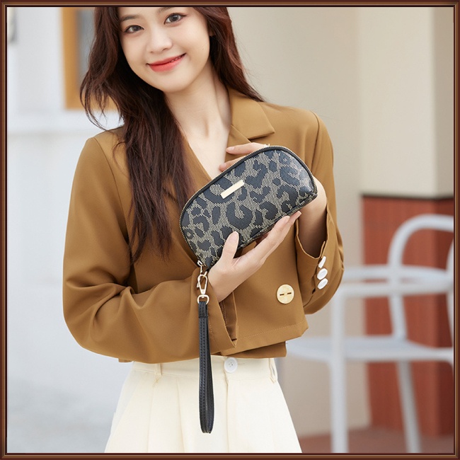 Túi Da Pu Cầm Tay Nhỏ Xinh In Họa Tiết Da Báo Chống Thấm Nước Cho Nữ