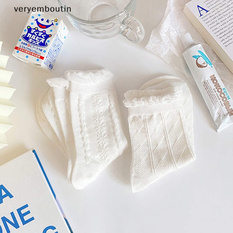 Vớ Ren Rỗng Mềm Mại Thoáng Khí Màu Trắng Ngọt Ngào Cho Nữ