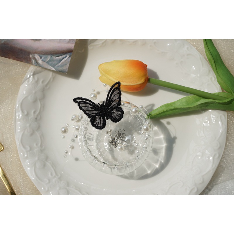 Vòng Cổ choker Thiết Kế Chuỗi Ngọc Trai Hình Bướm Phong Cách Retro Pháp Cho Nữ