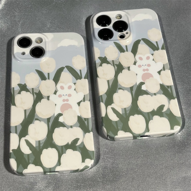 Ốp Điện Thoại Cứng Họa Tiết Thỏ Và Hoa Tulip Dễ Thương Cho iPhone14 / 1311 8x 12 / 7 / IN20