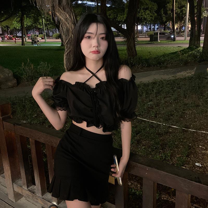 Áo Croptop Trễ Vai Tay Ngắn Phối Ren Thời Trang Mùa Hè Xinh Xắn Cho Nữ