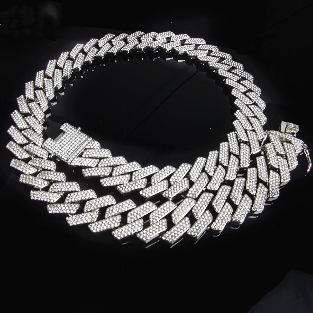 Dây ChuyềN 3A ĐíNh Đá Phong CáCh Hip Hop 20MM