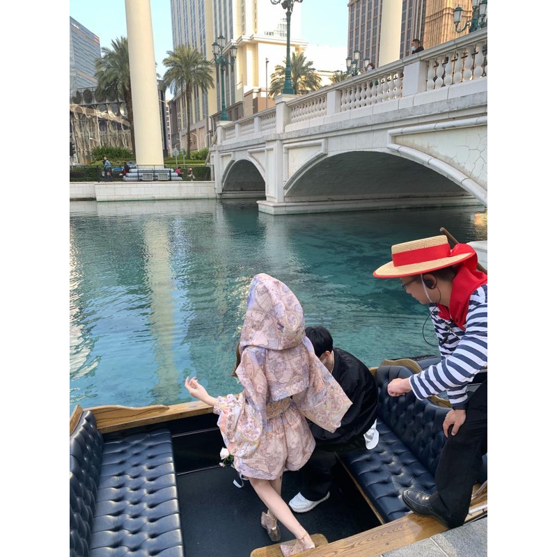 Áo Khoác Ôm Dáng Có Mũ Trùm Thời Trang Mùa Hè 2023 Cho Nữ