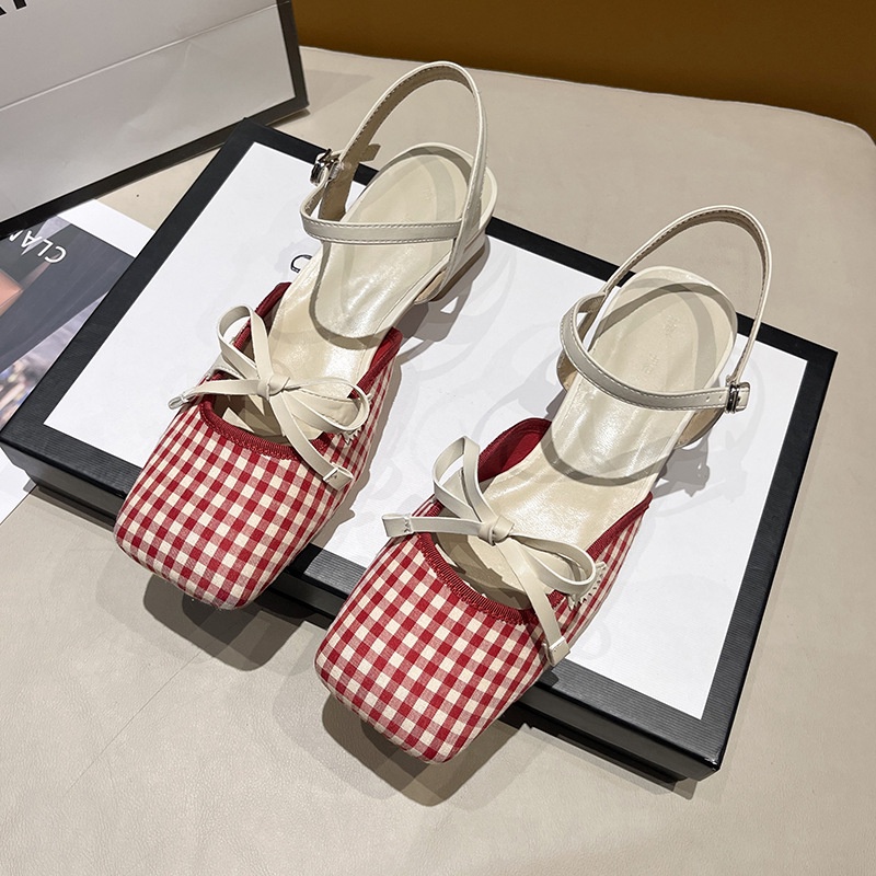 Dép Đi Trong Nhà Tắm Đế Mềm Chống Trượt Họa Tiết Hoạt Hình Dễ Thương Cho Cặp Đôi