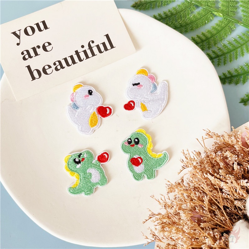 ♥ Q Baby Dinosaur - Sticker Ủi Thêu Hình Trái Tim ♥ 1 Huy Hiệu Cài Áo Hình Khủng Long Q-3