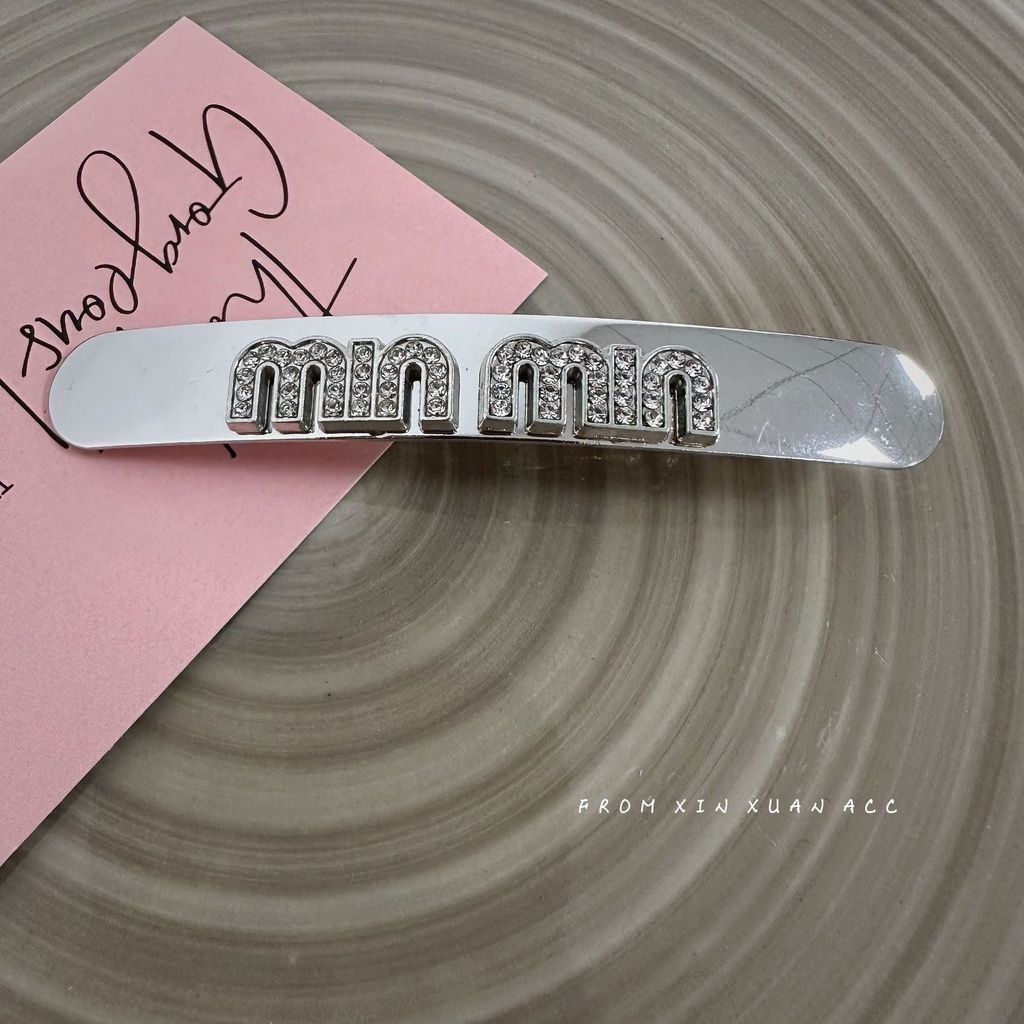 Kẹp Tóc Mỏ Vịt Đính Chữ Thời Trang Cho Nữ