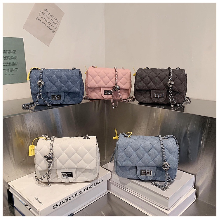 Túi Xách Đeo Chéo Vai CC Dáng Vuông Nhỏ Bằng Vải Denim Phối Dây Xích Thời Trang Âu Mỹ Hàng Mới 2023 Dành Cho Bạn Nữ