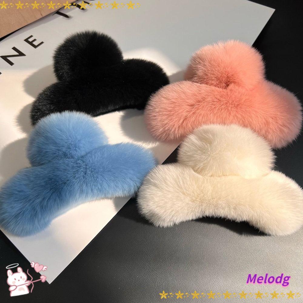 Kẹp Tóc Cỡ Lớn Hình Thỏ Phủ Lông Dễ Thương