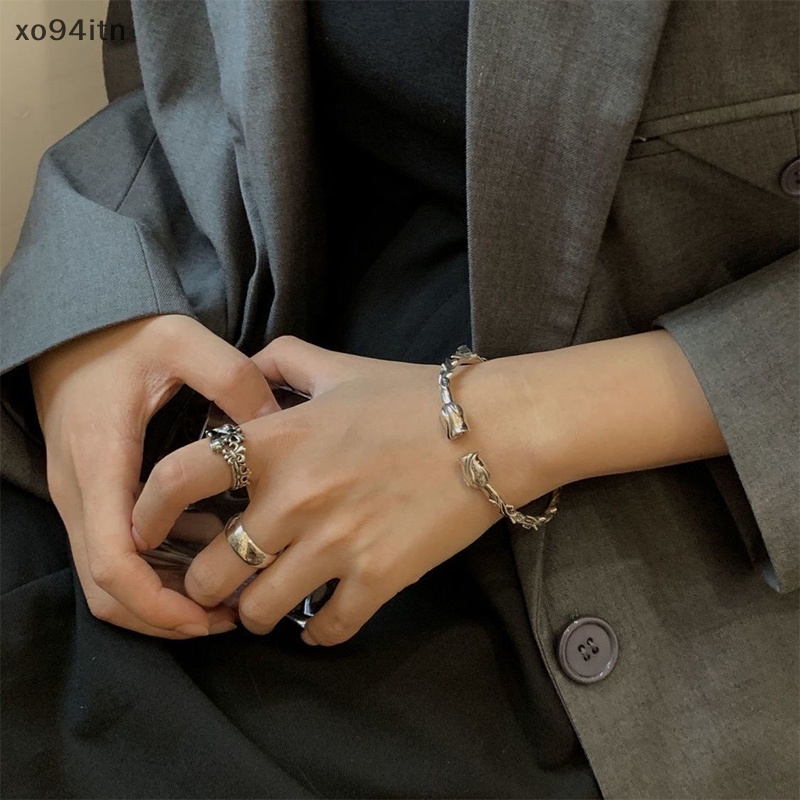 Vòng Đeo Tay Dạng Mở Màu Sắc Bạc Họa Tiết Hoa Hồng Phong Cách Vintage Đơn Giản Sáng Tạo Dành Cho Nữ