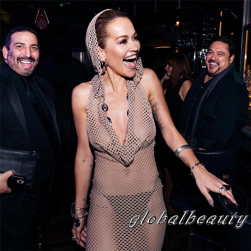 Đầm Dài Ôm Dáng Không Tay Có Mũ Trùm Đầu Khoét Rỗng Màu Sắc Trơn Dành Cho Nữ