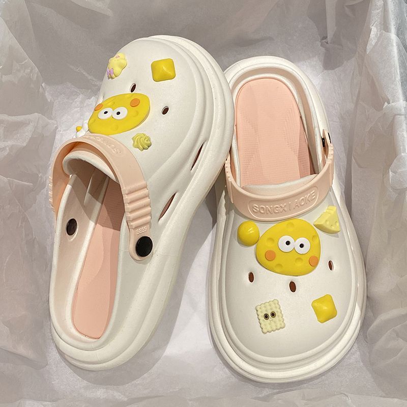 🌟Mới 2023🌟sandal nữ  dép chống trượt đáy dày xuyên thấu  họa tiết hoạt hình thời trang 2023 bánh mì dép  AA6462
