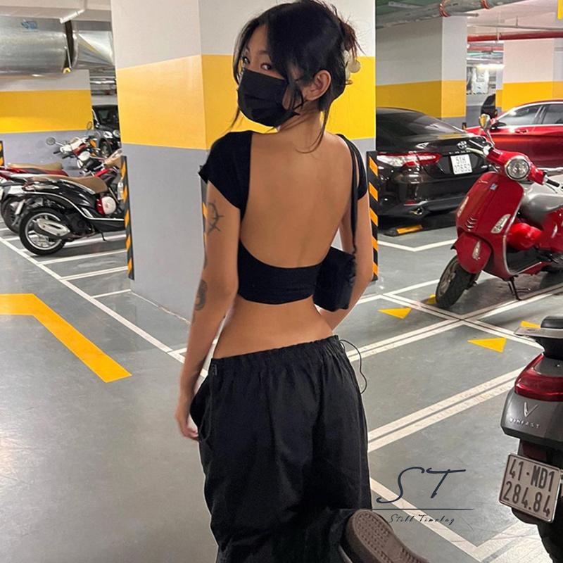 Áo Thun Crop Top Tay Ngắn Cổ Tròn Màu Đen Thời Trang Mùa Hè Cho Nữ CY03