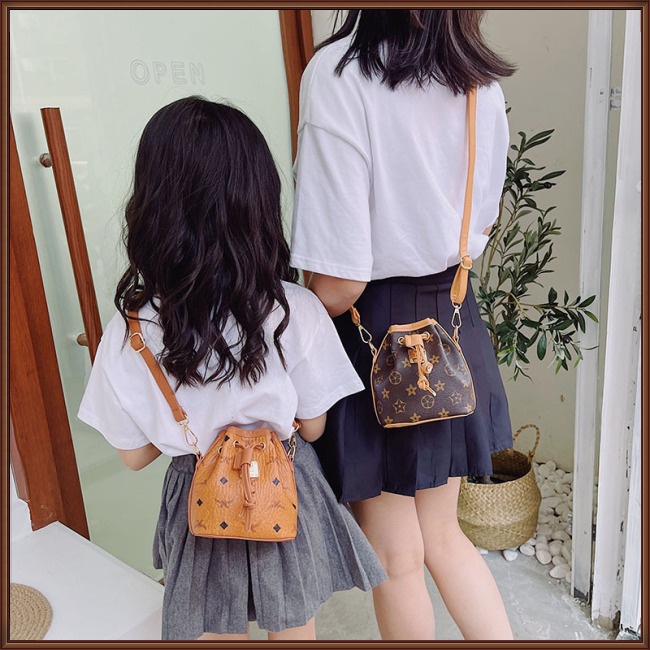 Túi Da PU Đeo Chéo Vai Dây Rút In Họa Tiết Ngôi Sao Có Thể Tháo Rời