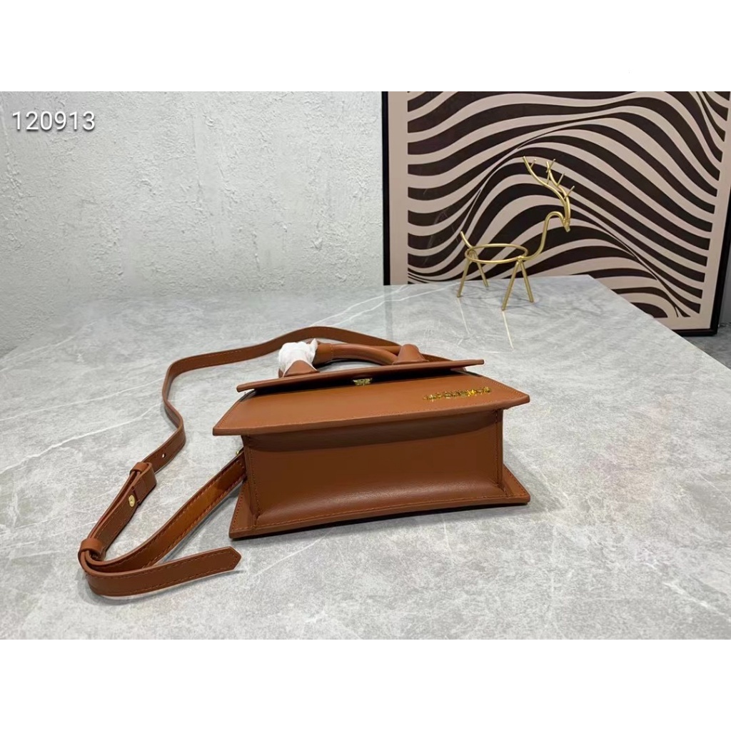 Túi Đeo Chéo Jacquemus Chính Hãng 100% Da Thật Thời Trang 2023 Cho Nữ