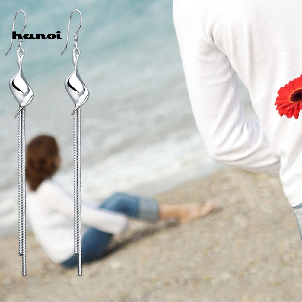 Bông Tai Hợp Kim Dáng Dài Phối Tua Rua Màu Bạc Thời Trang Cho Nữ