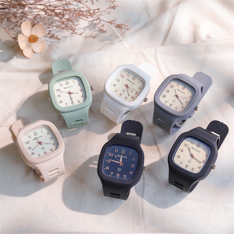 Đồng Hồ Mặt Vuông Thiết Kế Đơn Giản Sang Trọng Cho Nam Nữ