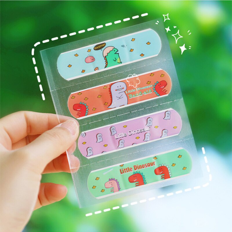 Set 4 Miếng Dán Băng Cá Nhân Thoáng Khí Chống Mài Mòn Chống Thấm Nước Họa Tiết Hoạt Hình Dễ Thương Dành Cho Trẻ Em
