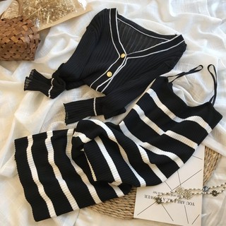 Áo len sọc cộng với kích thước của phụ nữ phong cách mới mùa thu phong cách mỏng dệt kim cardigan top sọc sling váy thời trang age-reducing two @