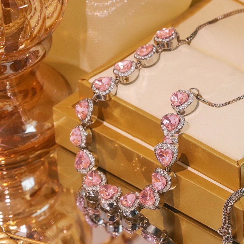Vòng cổ Mặt Trái Tim Đính Đá Zircon Màu Hồng Sang Trọng