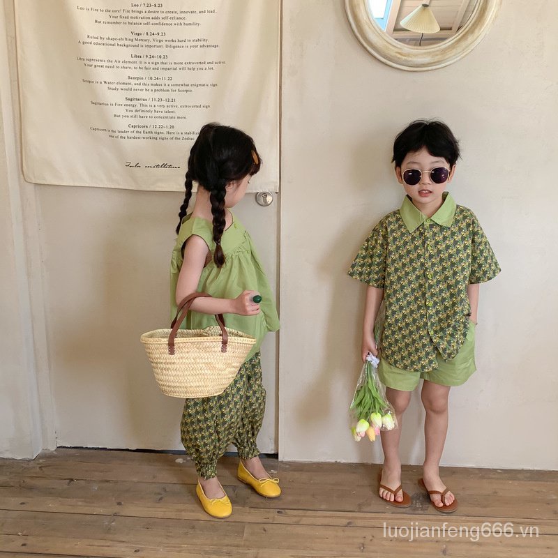 children's suit 2023 Summer new Korean style boys and girls floral short-sleeved shorts two-piece set children's solid color brother and sister clothing YVVP