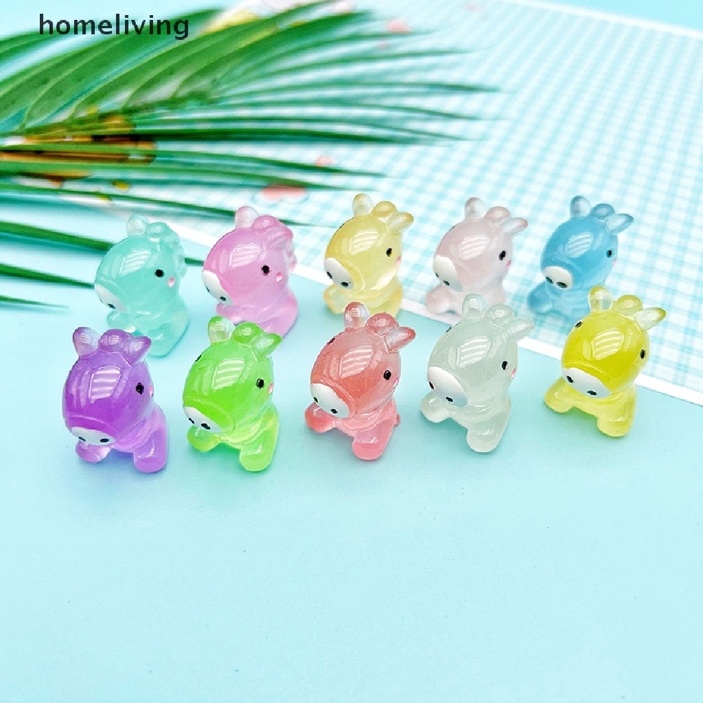 Bộ 2 Tượng Ngựa Hoạt Hình Mini Phát Sáng Trong Bóng Tối Trang Trí Nội Thất