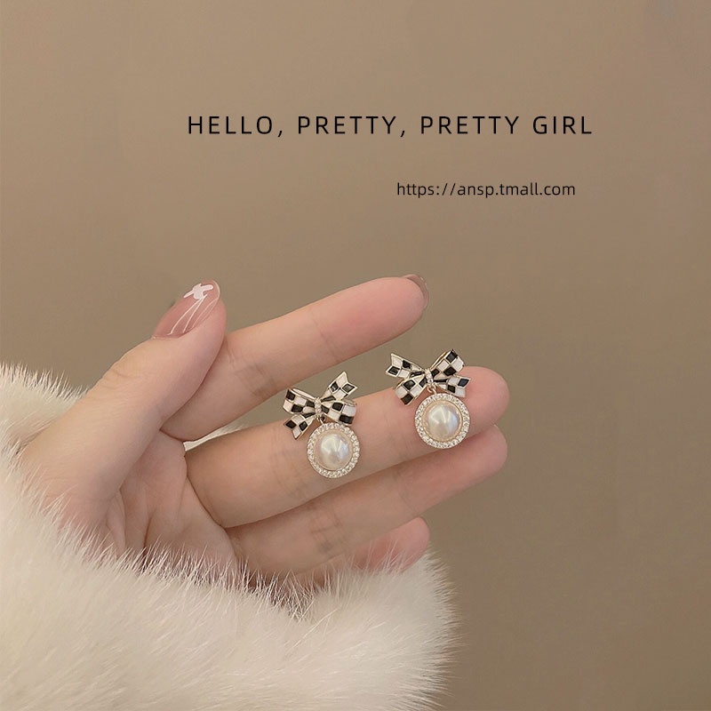 Bông Tai Mạ Bạc 925 Hình Nơ Đính Ngọc Trai Trắng Đen Sang Trọng