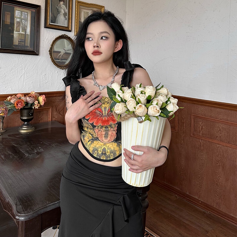 Áo Hai Dây Ôm Dáng Thêu Hoa Phong Cách Retro Mùa Hè Cho Nữ