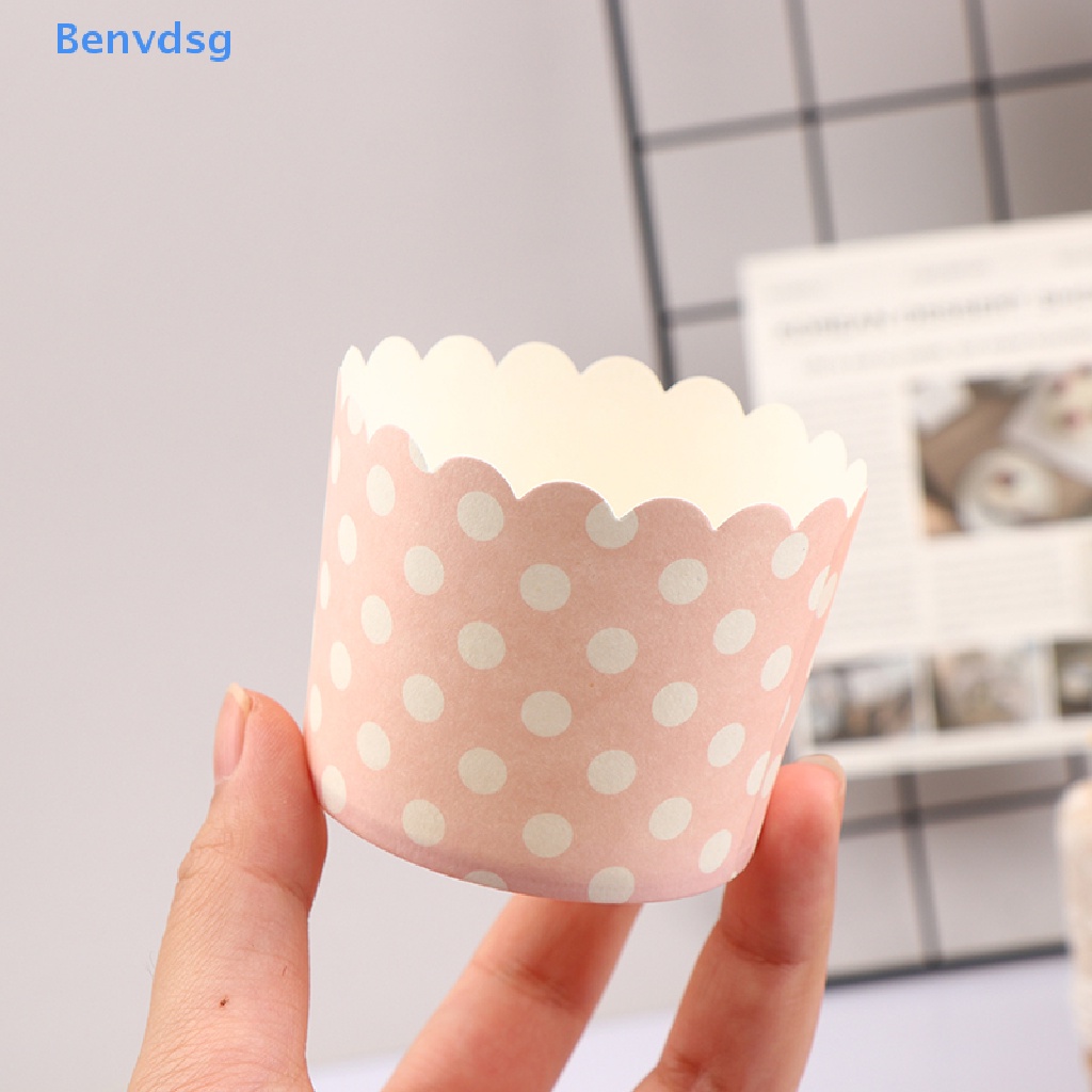 Set 50 Cốc Giấy Đựng Bánh Cupcake Họa Tiết Chấm Bi Xinh Xắn