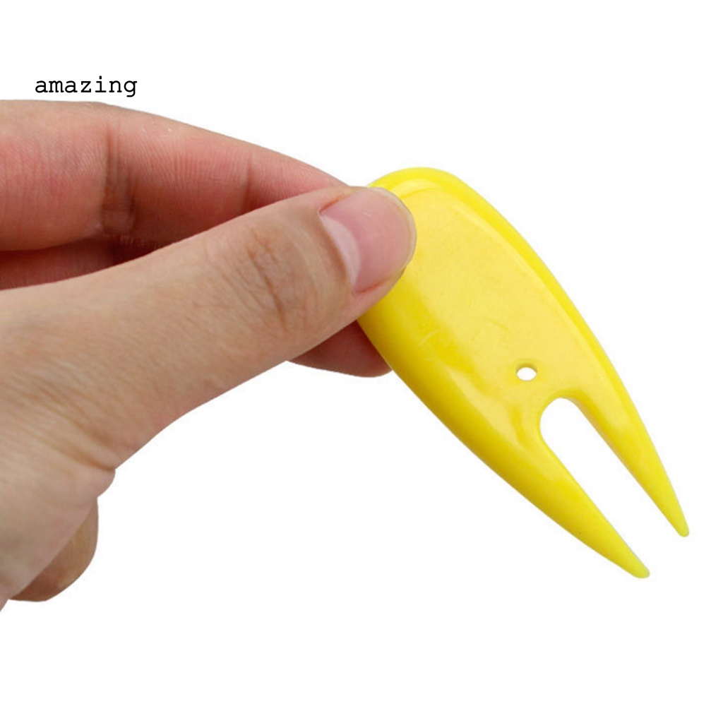 Bộ 2 Dụng Cụ Vệ Sinh Gậy Đánh Golf Bằng Nhựa Siêu Bền Tiện Dụng