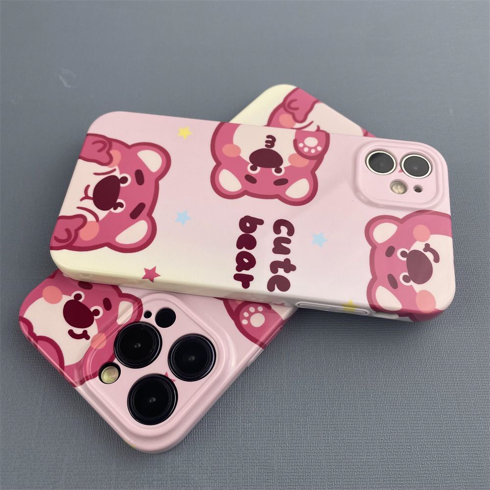 Ốp Điện Thoại Cứng Họa Tiết Gấu Và Dâu Tây Dễ Thương Cho Iphone 13 promax12xsmax xr 1114Pro OZBT