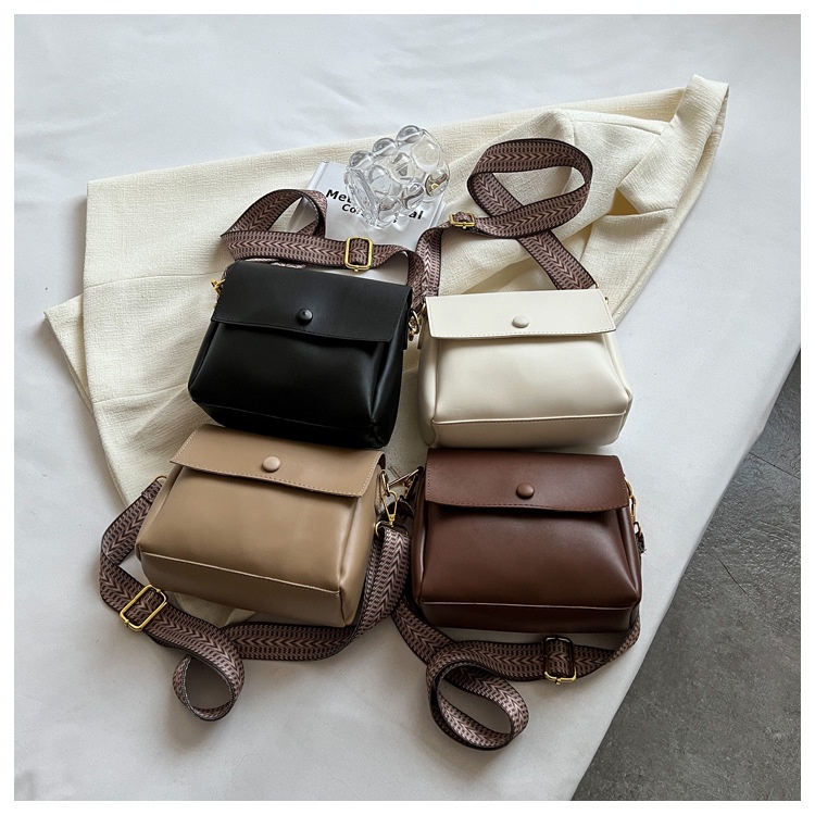 Túi Đeo Chéo Hình Vuông Nhỏ Quai Đơn Giản Thời Trang Mới 2023 HZFTR0585