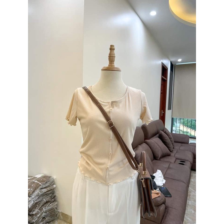 Áo thun nữ cộc tay cổ tròn dáng vừa chất liệu vải thun gân mềm mại, nhẹ mát, thấm hút mồ hôi, 100% anh thật tự chụp